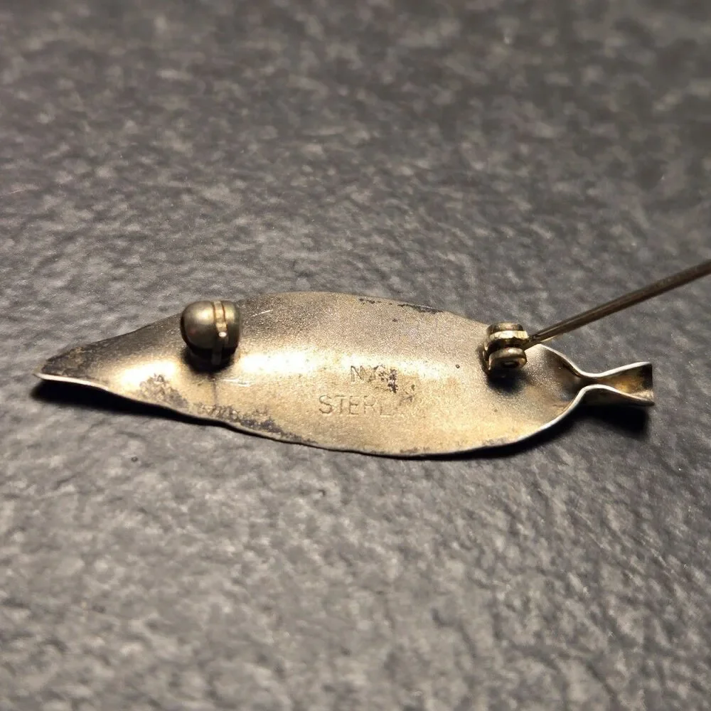 Leaf Vintage Sterling Silver Brooch Pin